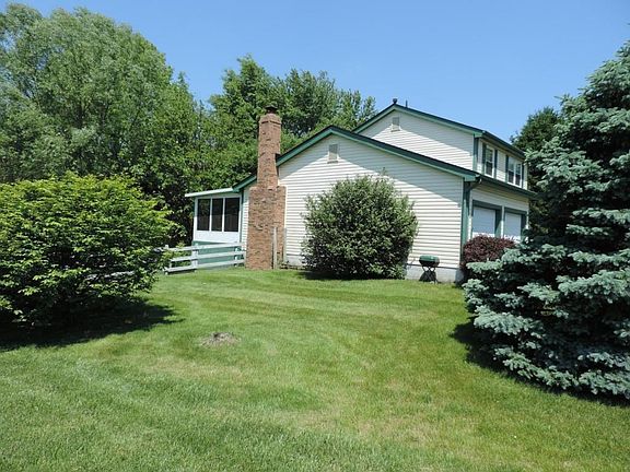 3rd image of 12061 Rocky Springs Ln NW