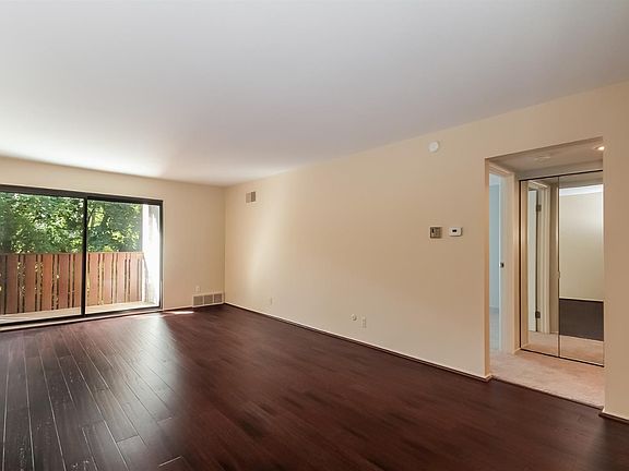 5th image of 2126 Pauline Blvd APT 204