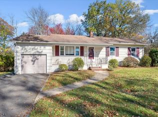 1 Springdale Rd, West Caldwell, NJ 07006