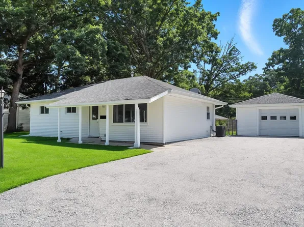 6031 Southcrest Rd, Fort Wayne, IN 46816