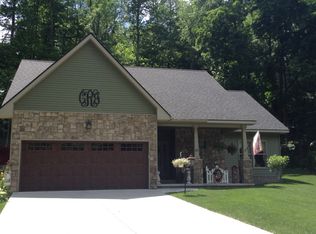30 Yellow Creek Cir, Struthers, OH 44471