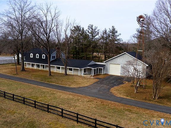 3rd image of 551 Marlborough Point Rd