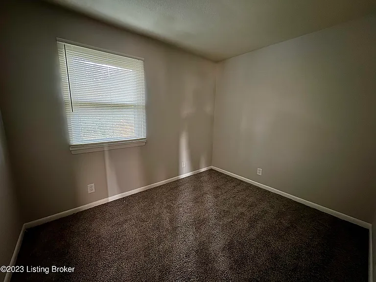 6807 Crestview Dr — Photo 6