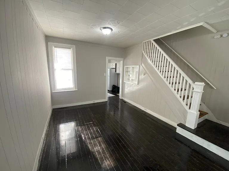 216 Park Pl — Photo 4