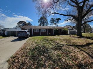 5717 Cheyenne Cir, Virginia Beach, VA 23462