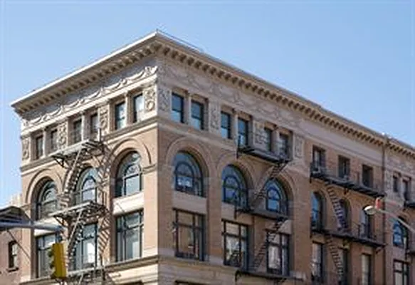 Sold by Douglas Elliman | media 18