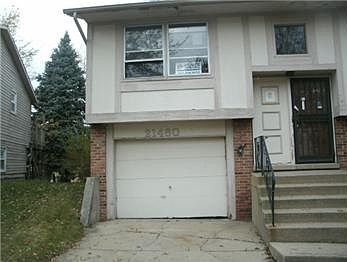 3rd image of 21480 Peterson Ave