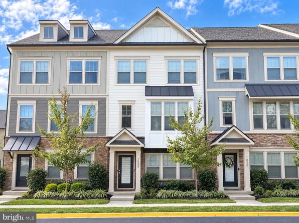 1029 Madeira Ter SE, Leesburg, VA 20175
