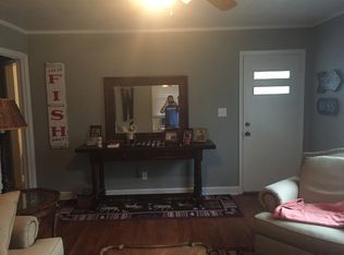 1408 Chestnut Dr, High Point, NC 27262