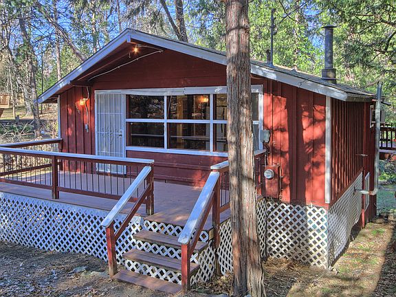 2nd image of 39284 Manzanita Dr