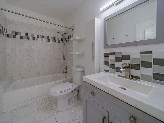4th image of 2441 Persian Dr APT 61