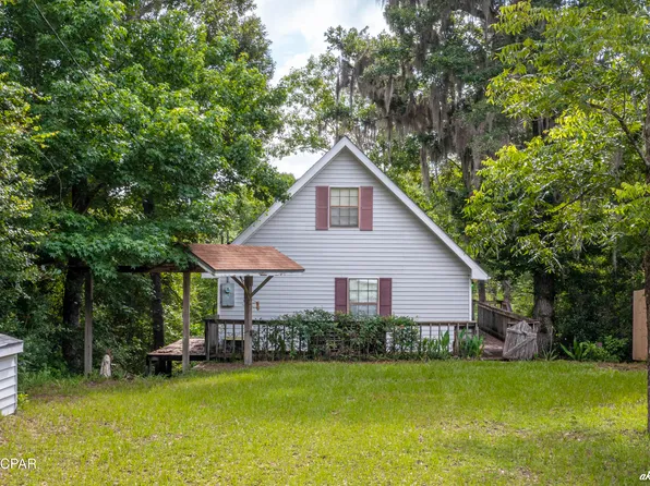 14682 Lil Cir SW, Blountstown, FL 32424