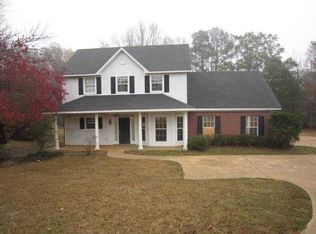 918 Woodlee Dr, Byram, MS 39272