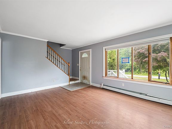 3rd image of 7 Hazel Drive