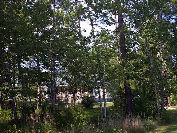 Front of lot is natural for privacy