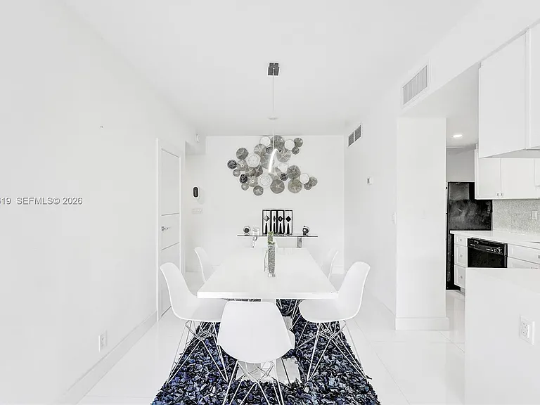 880 NE 69th St #5G — Photo 28