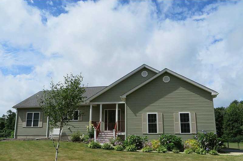 1st image of 1290 Douglas Pike