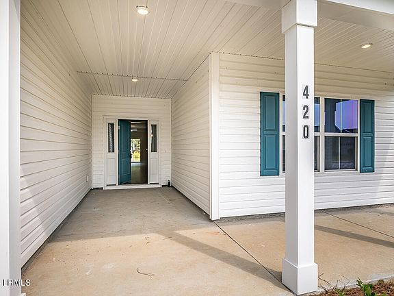 4th image of 420 Ramport Street
