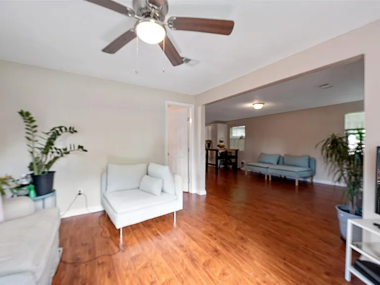 8314 Brandon St — Photo 11