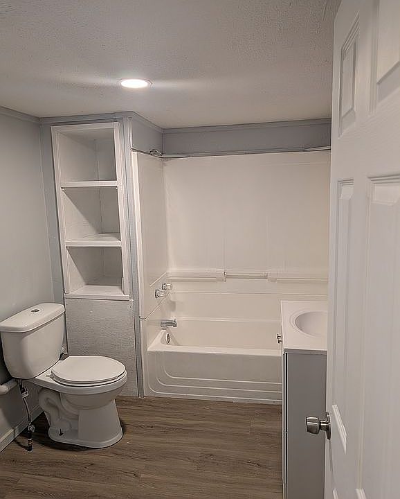 1st image of 48 Thayer St