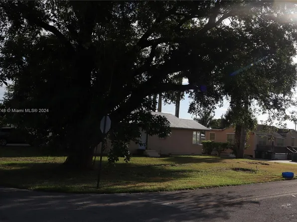 317 NW Avenue I, Belle Glade, FL 33430