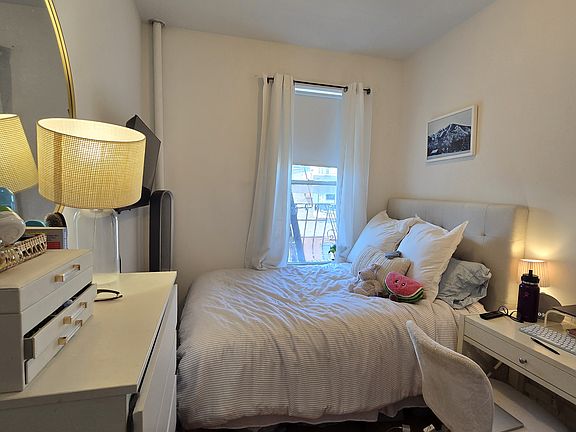 4th image of 91 E 3rd St APT 26