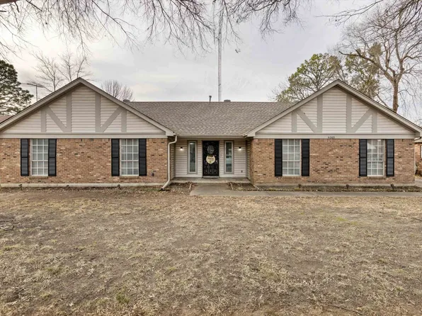 4089 Royalcrest Dr, Memphis, TN 38115