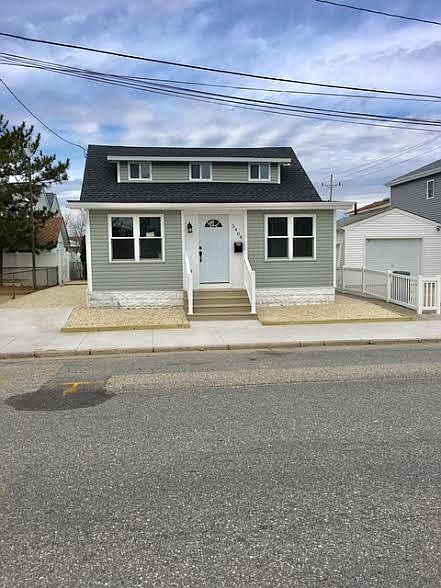 2nd image of 5404 New Jersey Ave