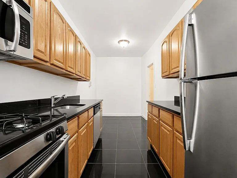 1803 Riverside Dr #5J — Photo 9