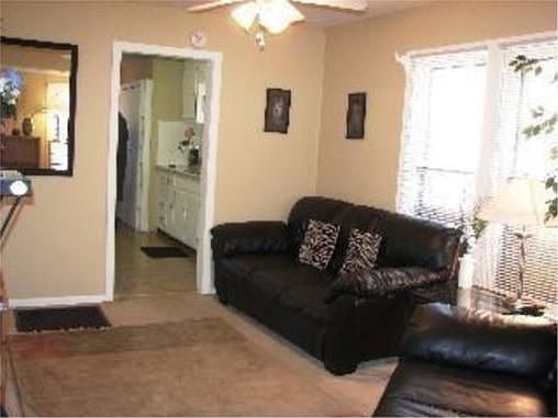2nd image of 4724 Neosho Ave