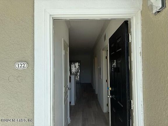 2nd image of 8290 W GATE Parkway #122