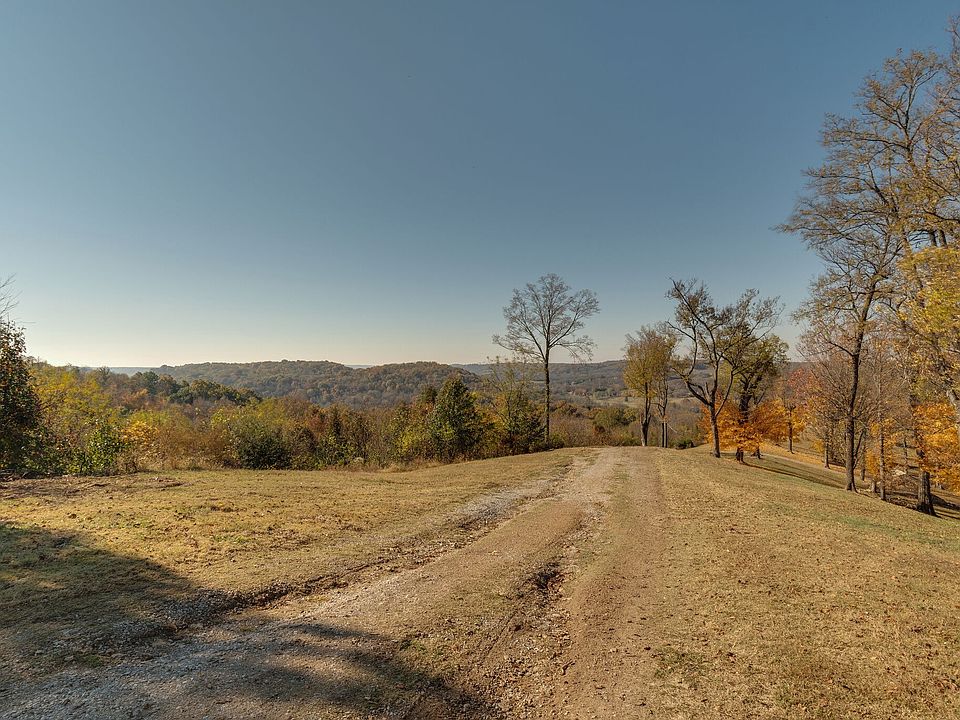 40th image of 327 Stoneybrook Rd