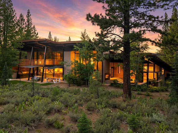 9612 Dunsmuir Way, Truckee, CA 96161