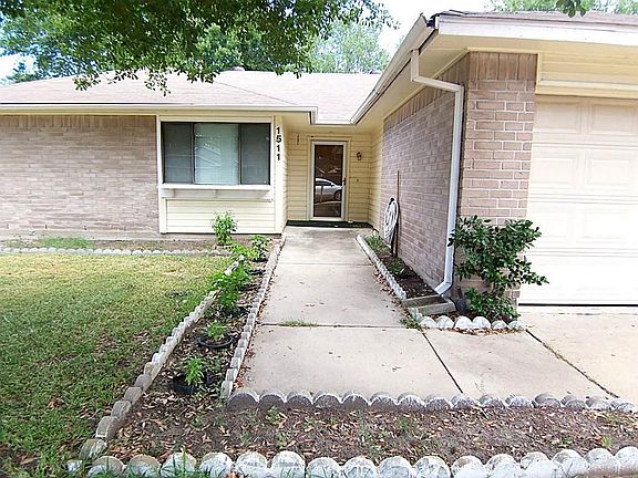 3rd image of 1511 Silver Morning Dr