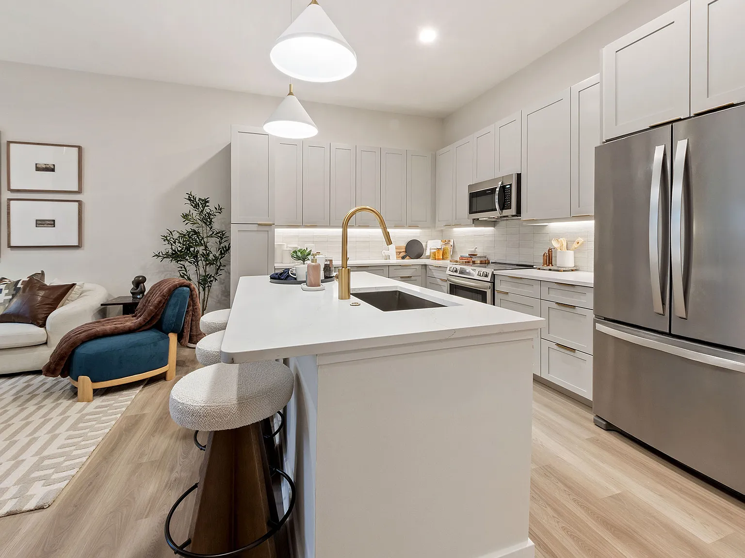 The Residence Peninsula Apartments — Photo 3