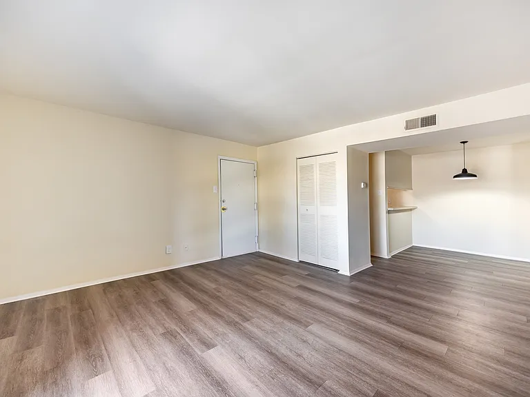 The Residences at Southern Oaks — Photo 5
