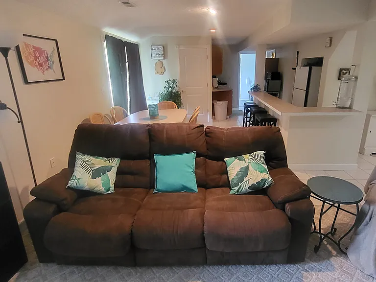 Delta Dr — Photo 14
