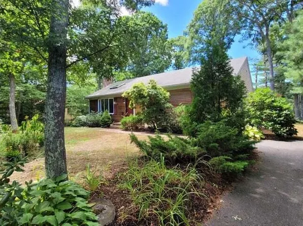 114 Harriette Road, East Falmouth, MA 02536
