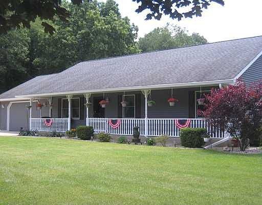 1st image of 10360 Appletree Ln