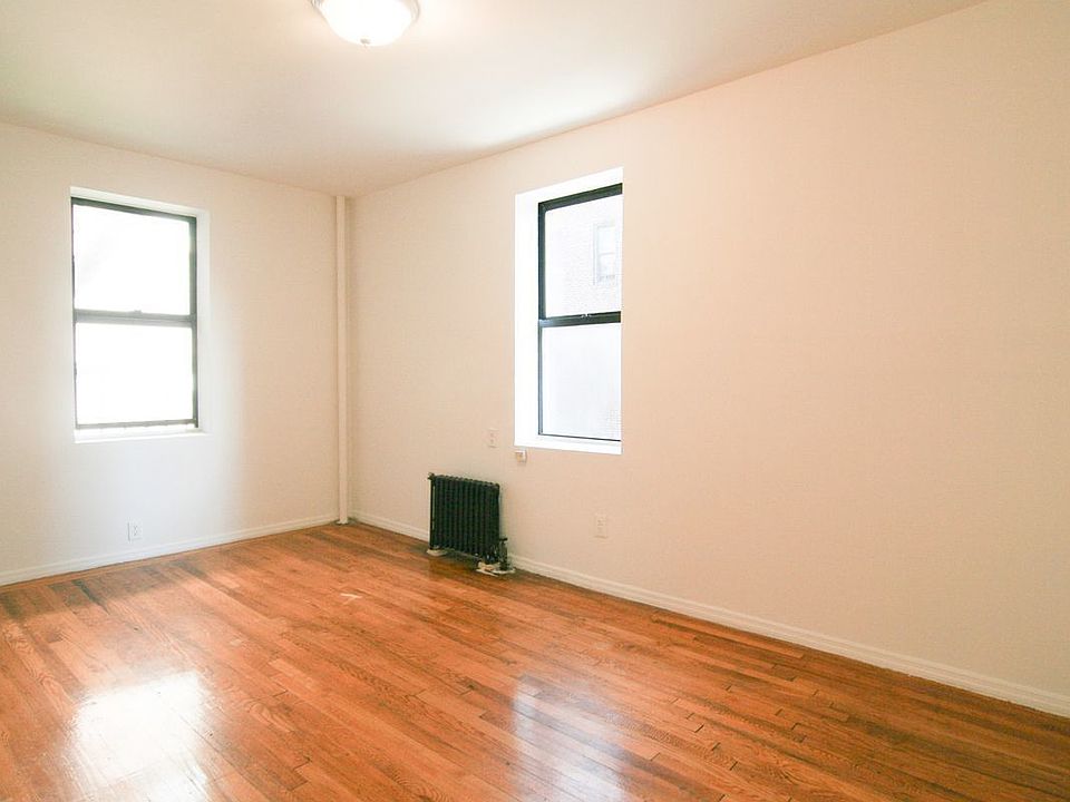2nd image of 4717 39th St APT 6D