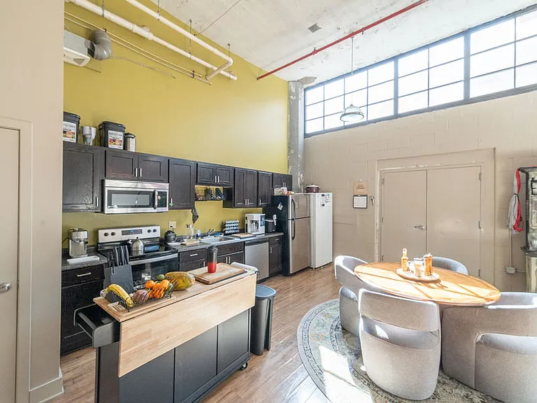 2320 Lofts — Photo 52