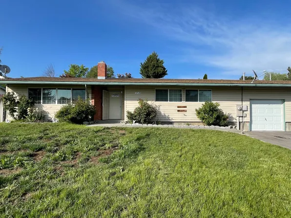 10135 McGuire Ave, Klamath Falls, OR 97603