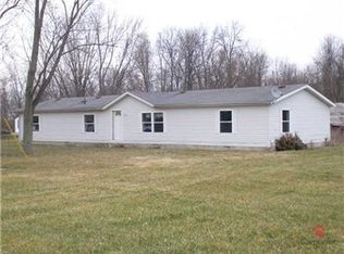 520 S Edwards Rd, Muncie, IN 47302