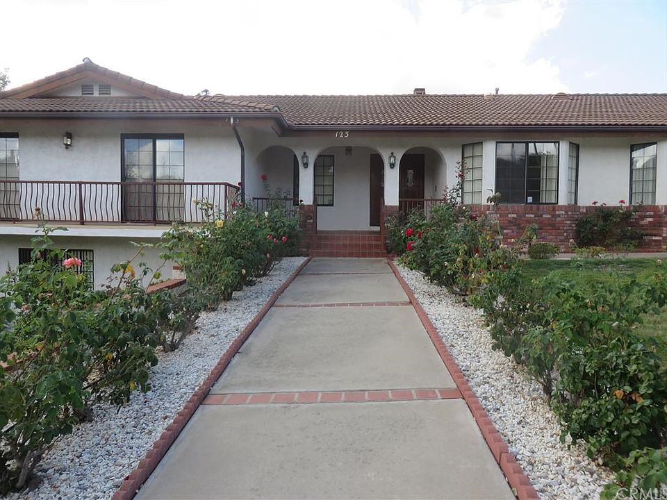 1st image of 123 Alta Mesa Dr