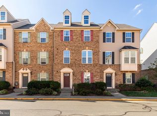 42616 Freistadt Sq, Sterling, VA 20166