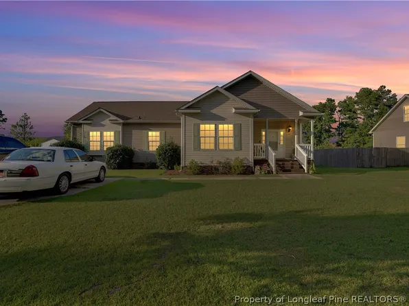 1101 Oakland Rd, Saint Pauls, NC 28384