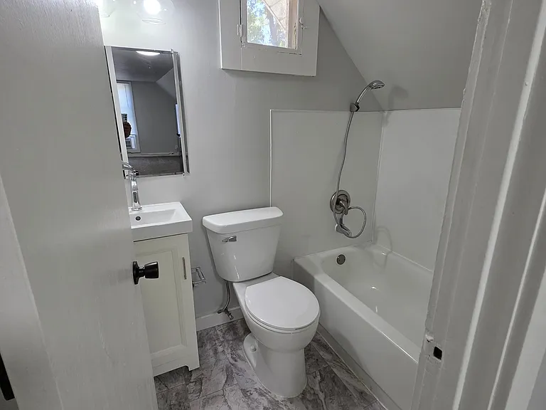 6533 Havelock Ave #2 — Photo 12