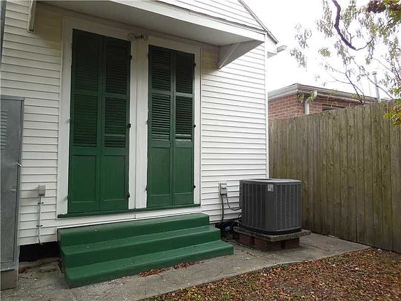 3rd image of 8522 Panola St