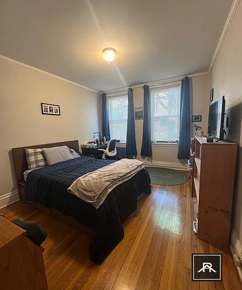 100 Strathmore Rd #2 — Photo 24