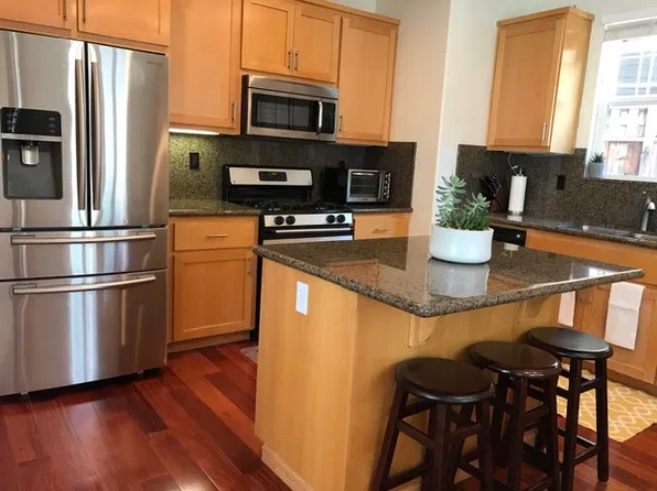 9 Sycamore Ct, San Rafael, CA 94903